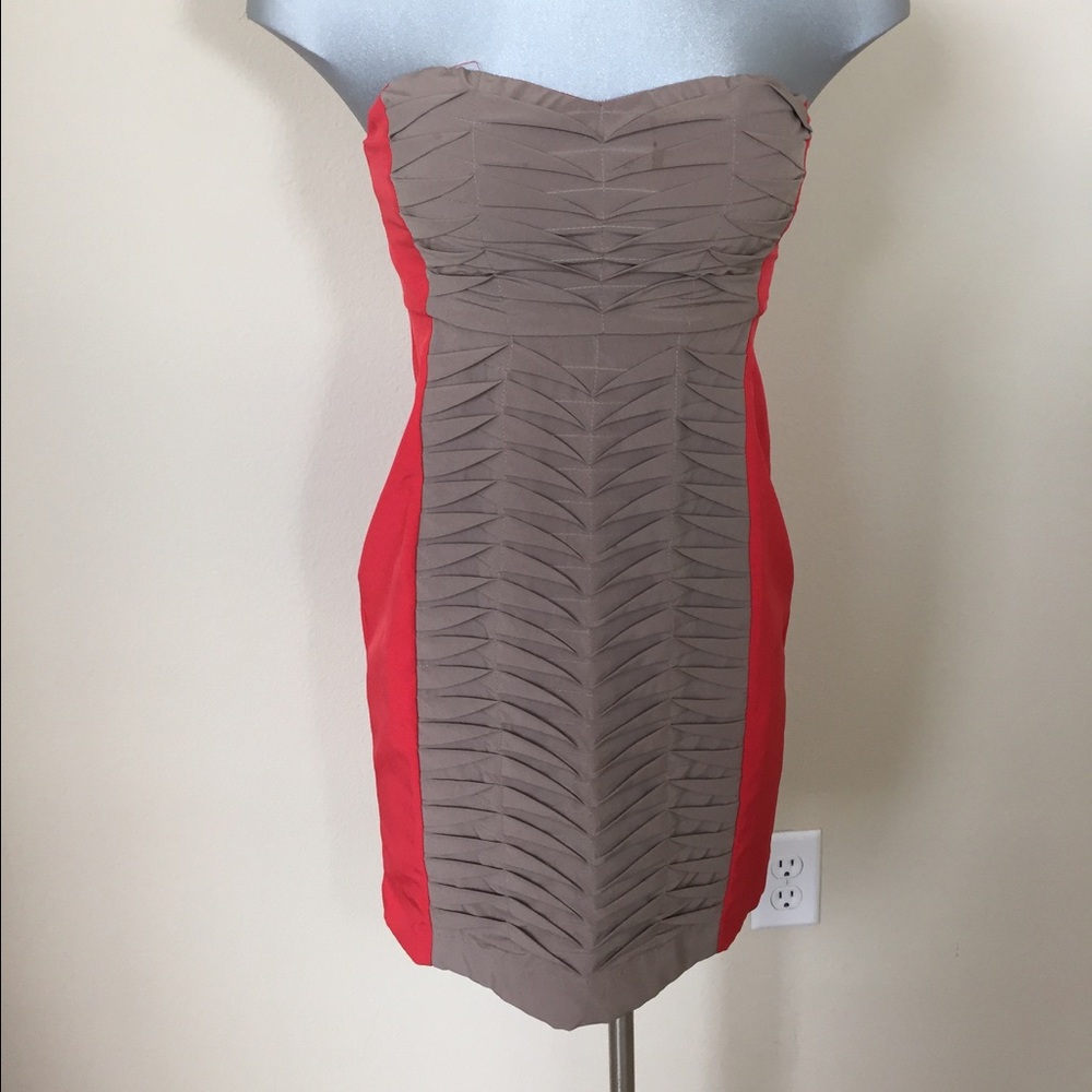 Arden B Tan&Coral Pleated Strapless Dress